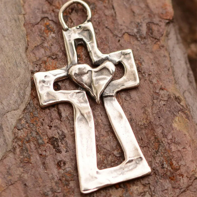 ✝️100 % handgefertigtes Silberkreuz mit heilendem Herz