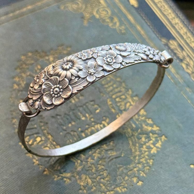 🔥LAST DAY 59% OFF✨Handmade Sterling Spoon Bangle - Crafted from Authentic Vintage Silverware