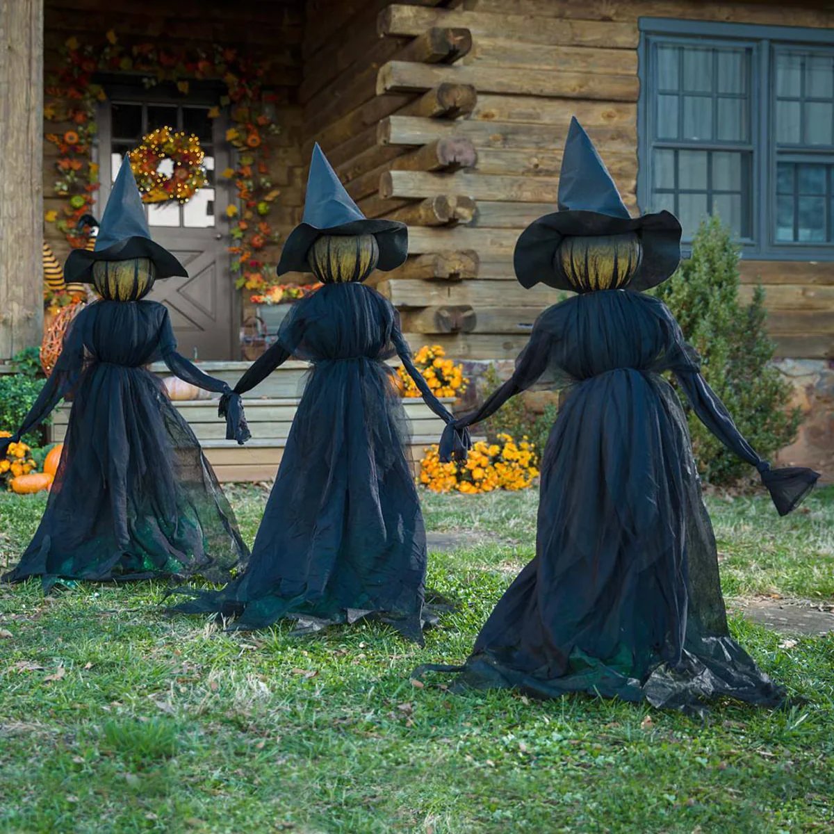 Beleuchteter Halloween-Hexenpfahl für die Halloween-Dekoration