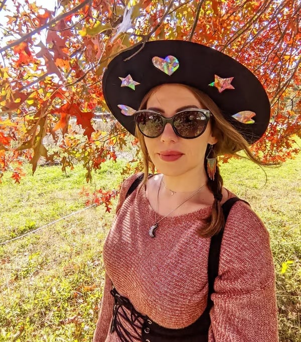👒قبعة رعاة البقر من القش بتصميم منشوري من Suncatcher