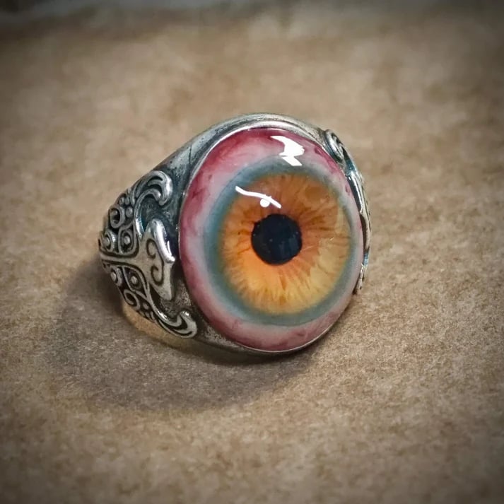 👁 Eye of the Curtain ring