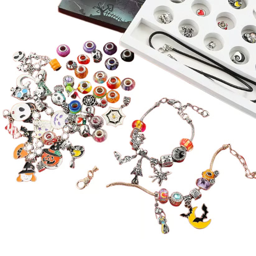 🎃Limited Edition🎁Halloween Treasures Charm Bracelet👻
