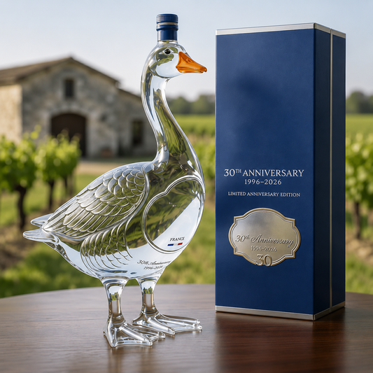 🪿Glass Craft Anniversary 3D Sculpted Vodka Bottle🥰