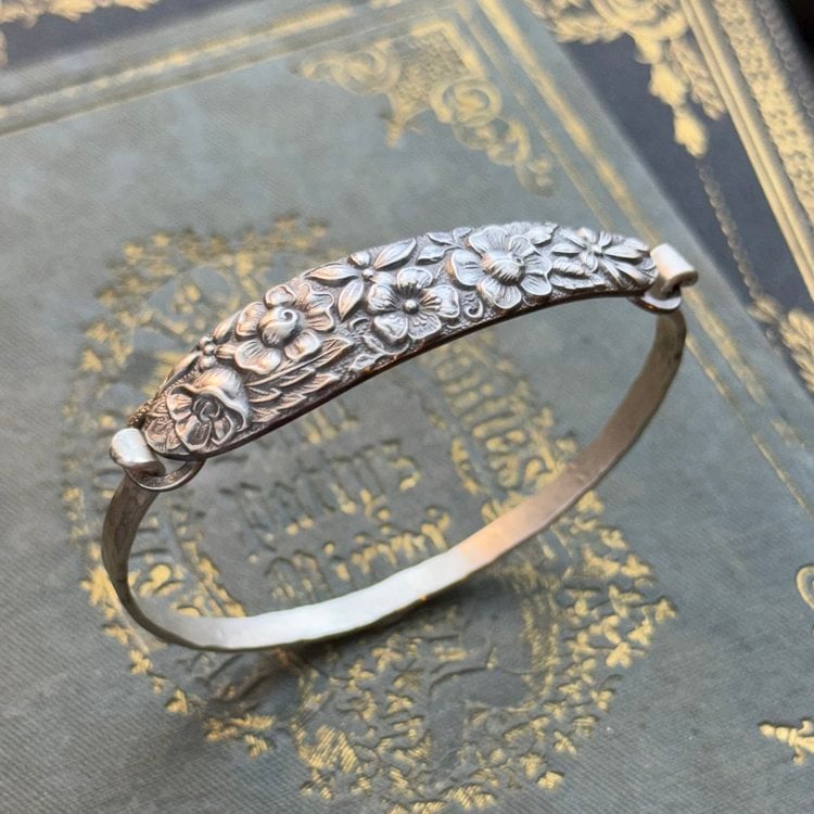 🔥LAST DAY 59% OFF✨Handmade Sterling Spoon Bangle - Crafted from Authentic Vintage Silverware