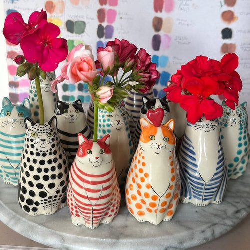 🐱 Hand-Painted Cat Vase Collection