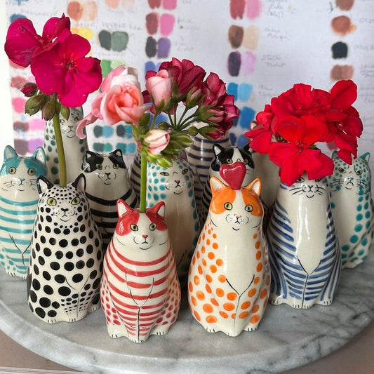 🐱 Hand-Painted Cat Vase Collection