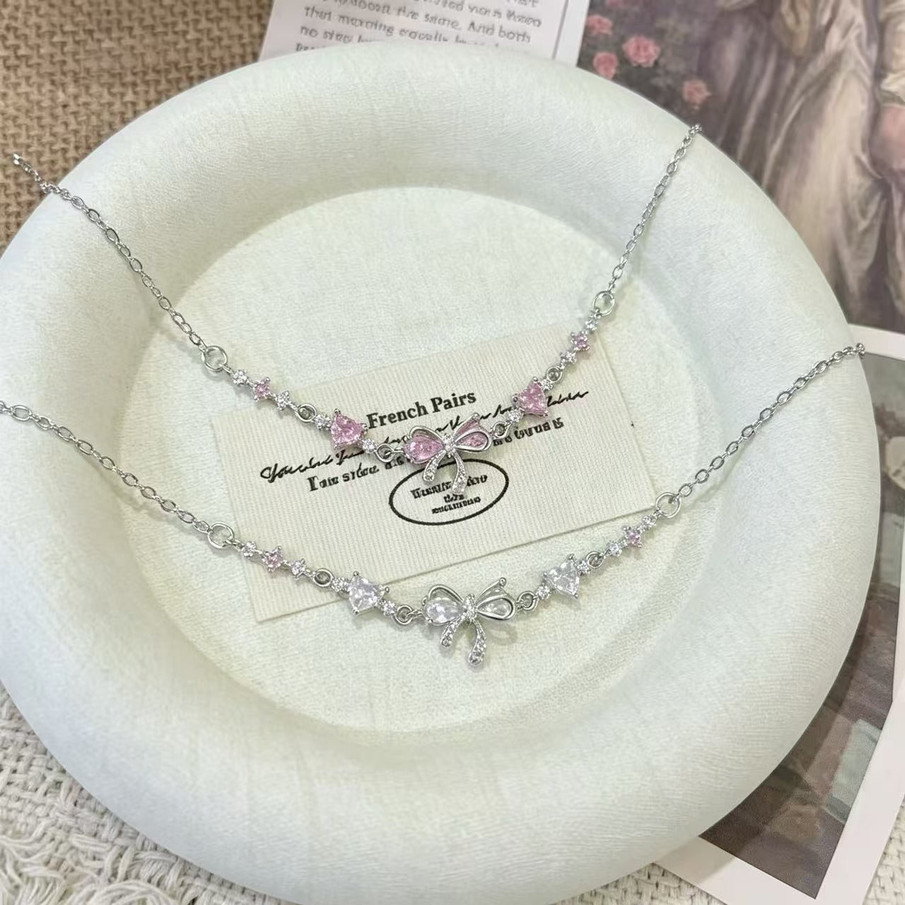🎀Crystal Bow Bracelet – Elegant Wrist Jewelry with a Romantic Touch
