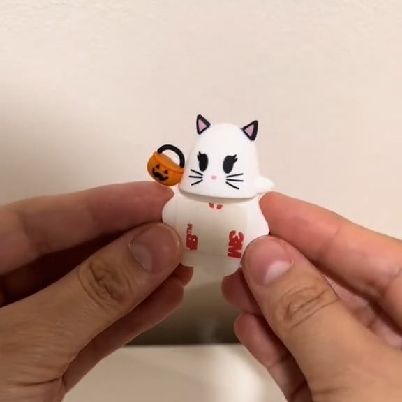 👻📱 Ghostees Mystery Phone Buddy - Blind Box