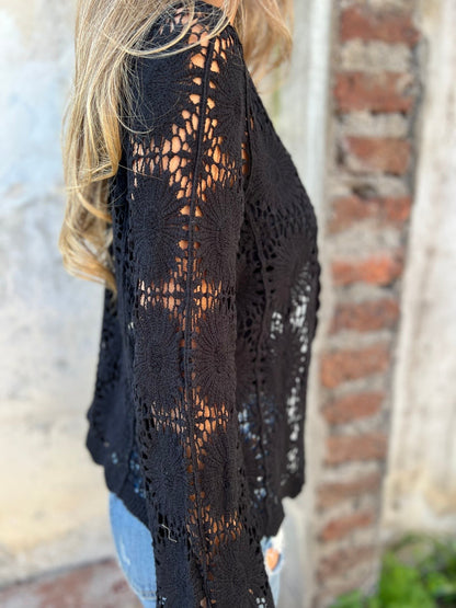 🏆Flash Sale⚡ 50K+ SOLD! Almost Gone-💥Cutout Embroidered V-Neck Button Long Sleeve Top,Best gifts