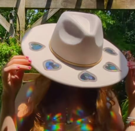 👒قبعة رعاة البقر من القش بتصميم منشوري من Suncatcher 