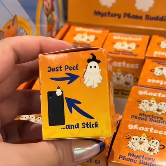 👻📱 Ghostees Mystery Phone Buddy - Blind Box
