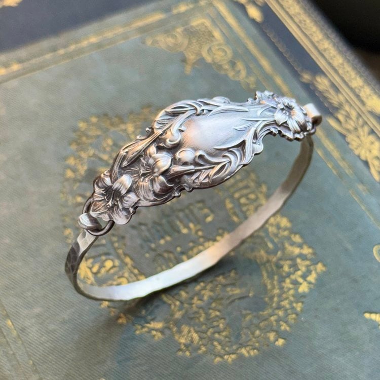 🔥LAST DAY 59% OFF✨Handmade Sterling Spoon Bangle - Crafted from Authentic Vintage Silverware