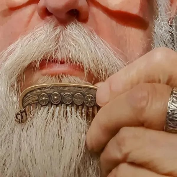 🛡️Last Day 49% OFF⚔️ Viking Drakkar Beard Comb | Hand-Cast Metal