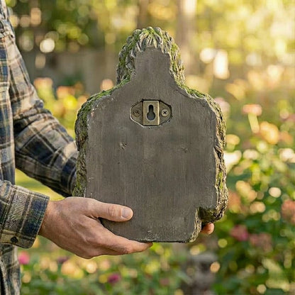 🐦Bigfoot Bird Feeder– Outdoor Resin Decor 🌿