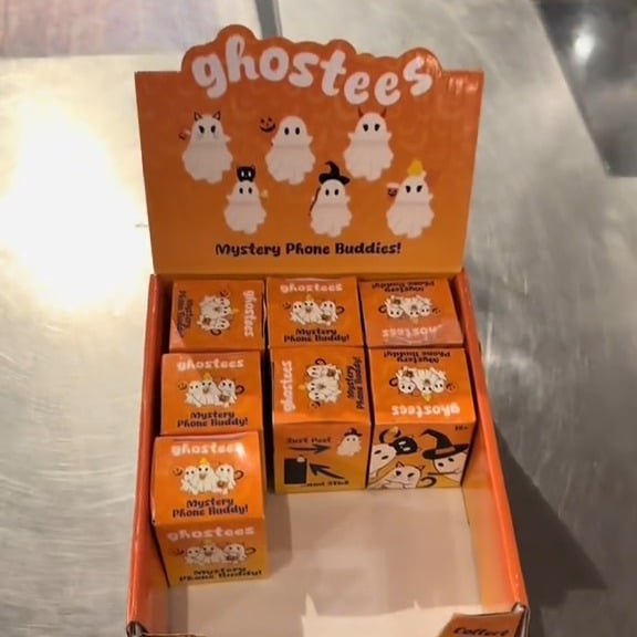 👻📱 Ghostees Mystery Phone Buddy - Blind Box