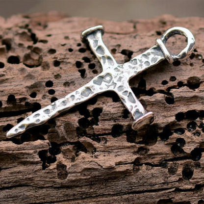 ✝️100 % handgefertigtes rustikales Nagelkreuz aus Silber